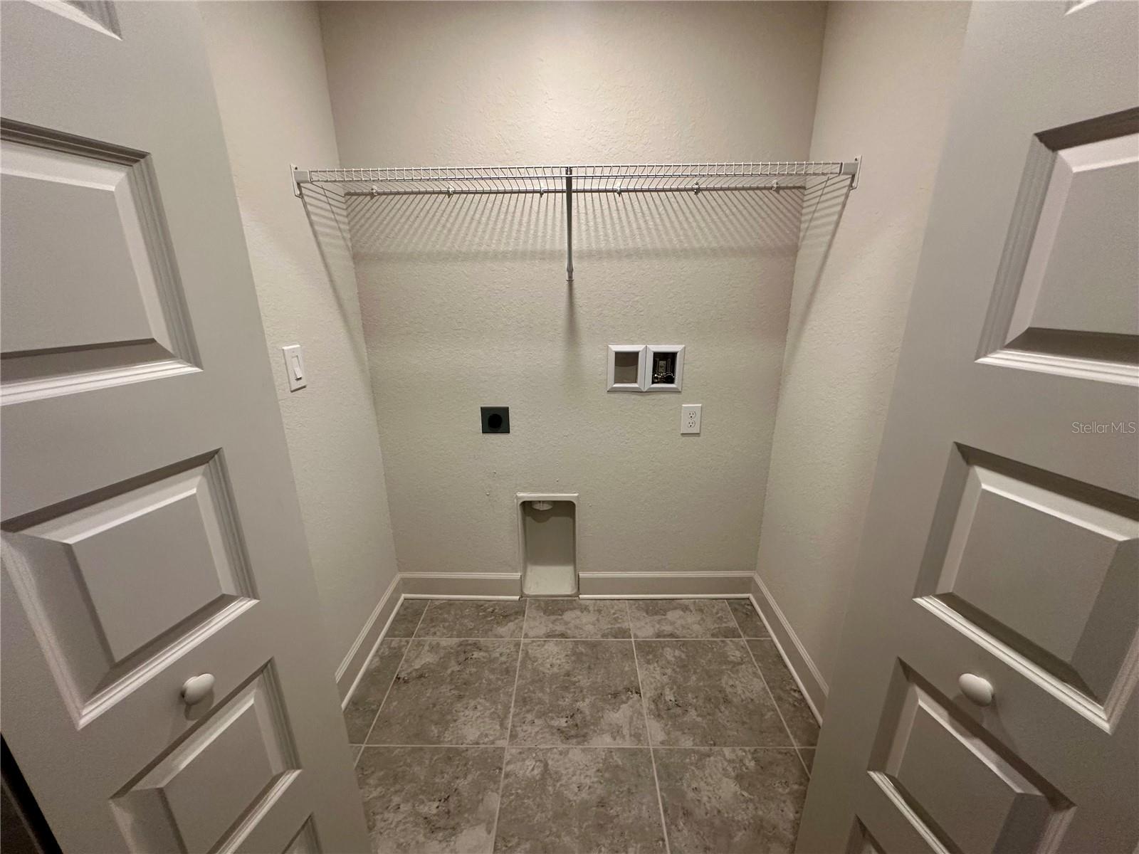 1251 DOSSEYWOOD LN, LAKELAND, FL, 33811