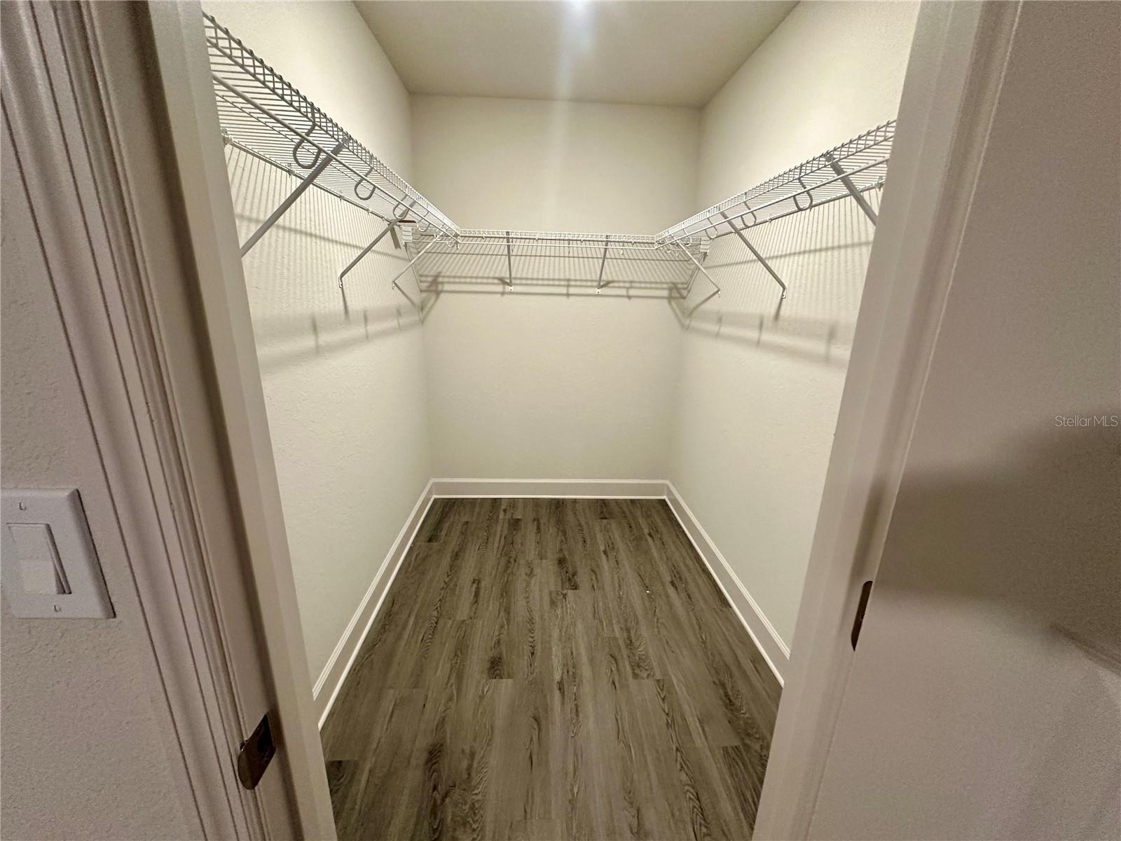 1251 DOSSEYWOOD LN, LAKELAND, FL, 33811