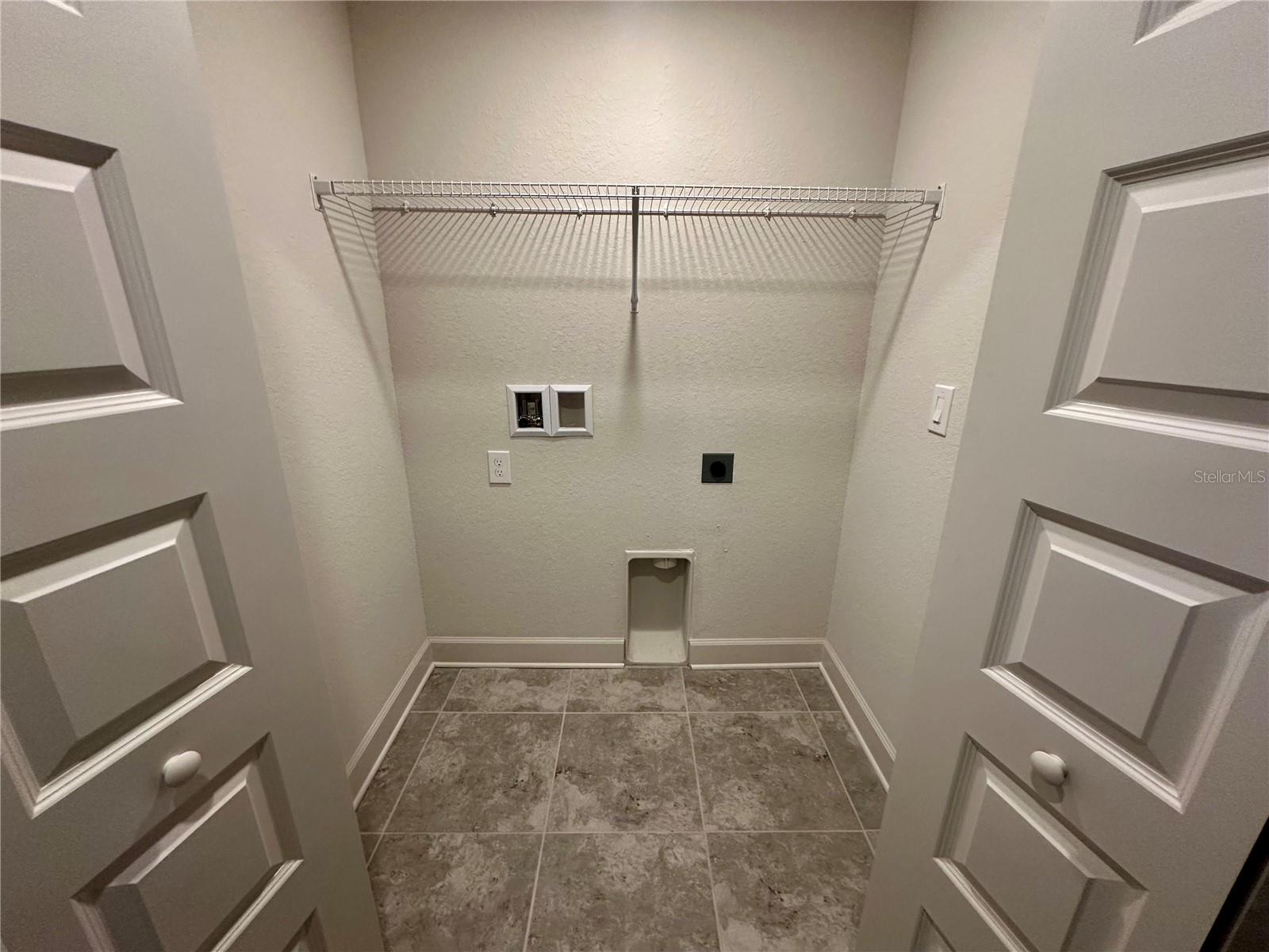 1253 DOSSEYWOOD LN, LAKELAND, FL, 33811