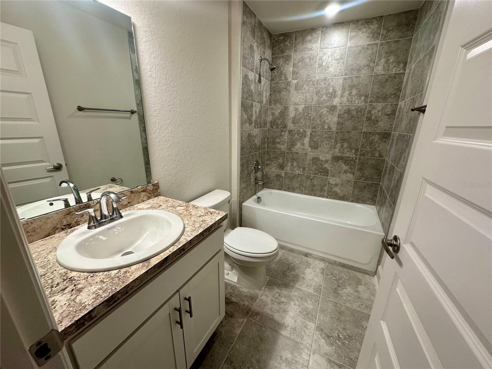 1253 DOSSEYWOOD LN, LAKELAND, FL, 33811