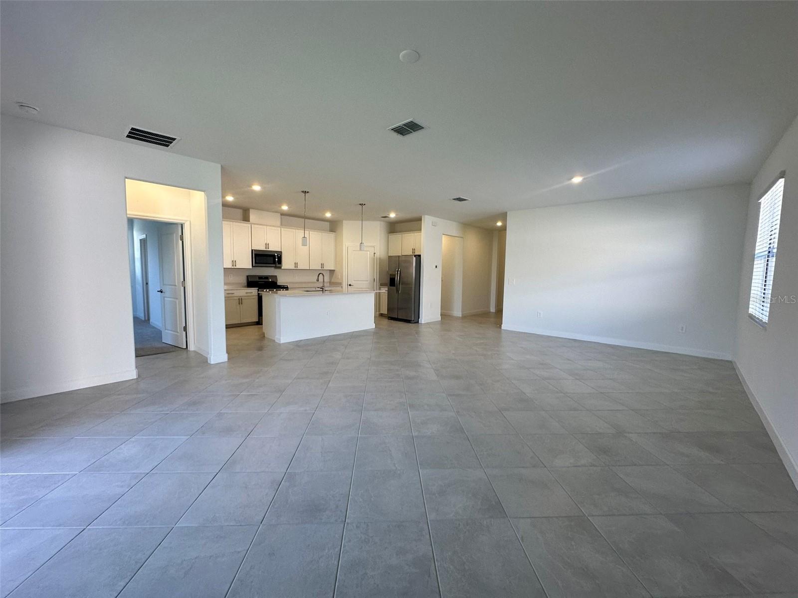 15143 OXFORD GREY DR, BRADENTON, FL, 34211