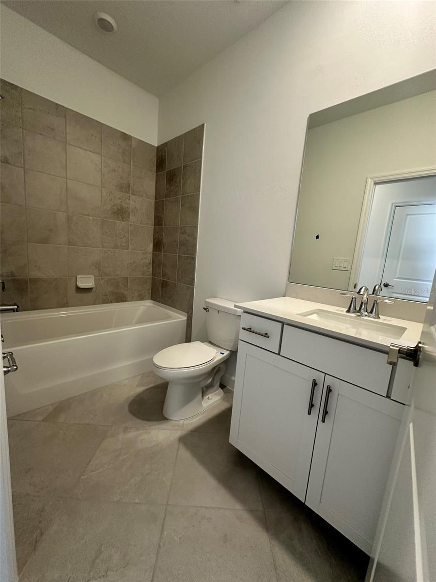 15143 OXFORD GREY DR, BRADENTON, FL, 34211