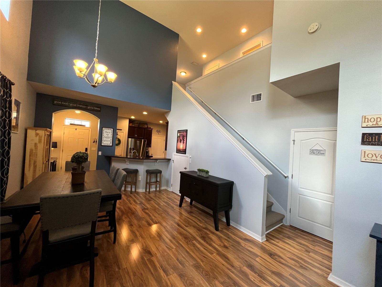 2125 LENNOX DALE LN, BRANDON, FL, 33510