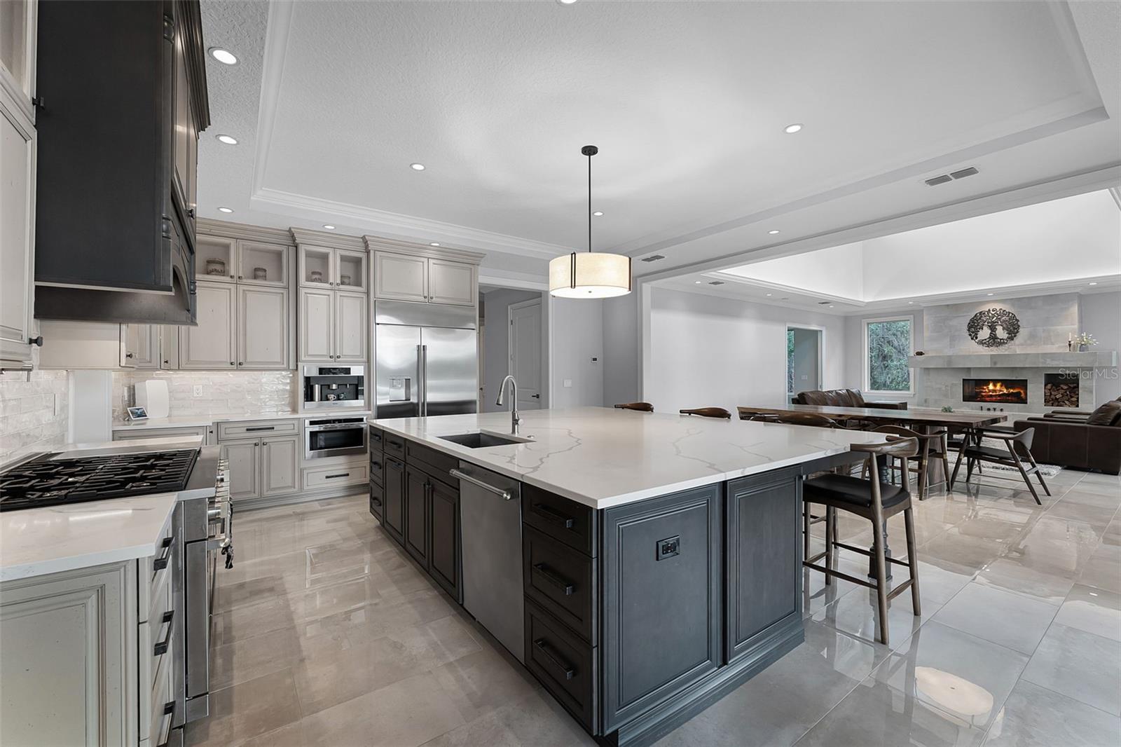 10122 ROYAL ISLAND CT, ORLANDO, FL, 32836