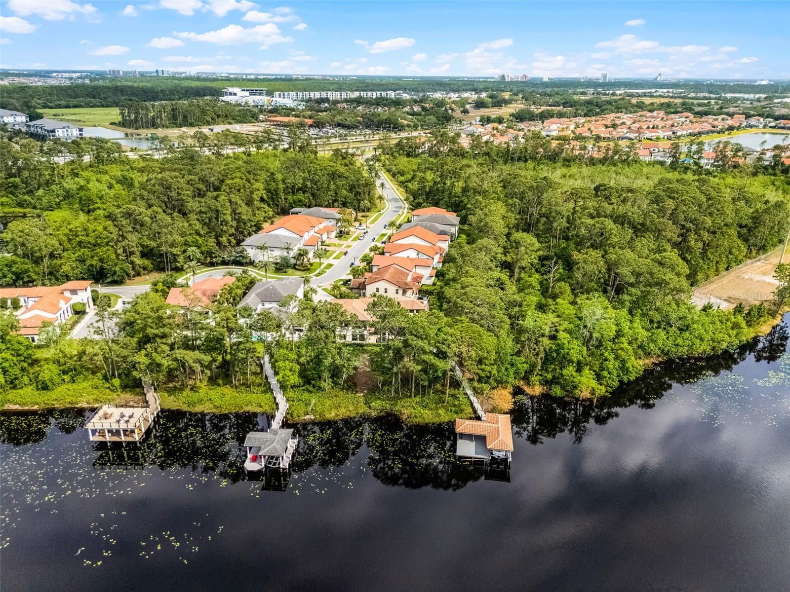 10122 ROYAL ISLAND CT, ORLANDO, FL, 32836