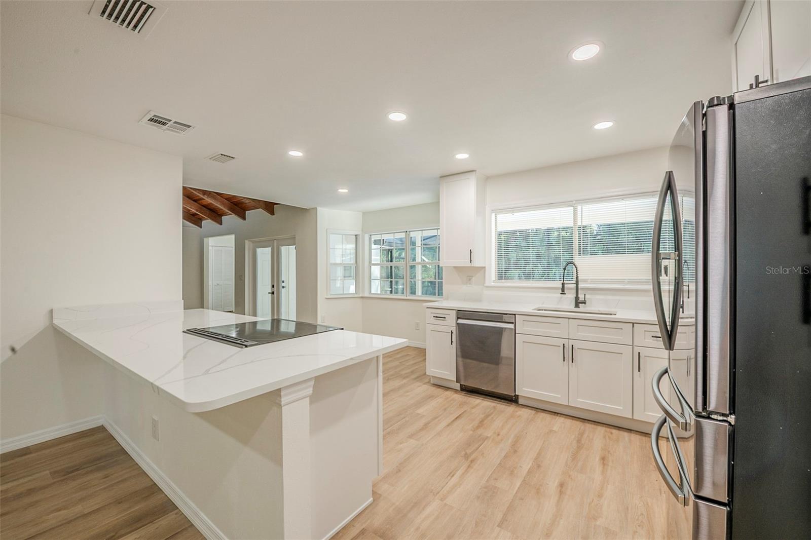 205 HICKORY DR, LONGWOOD, FL, 32779