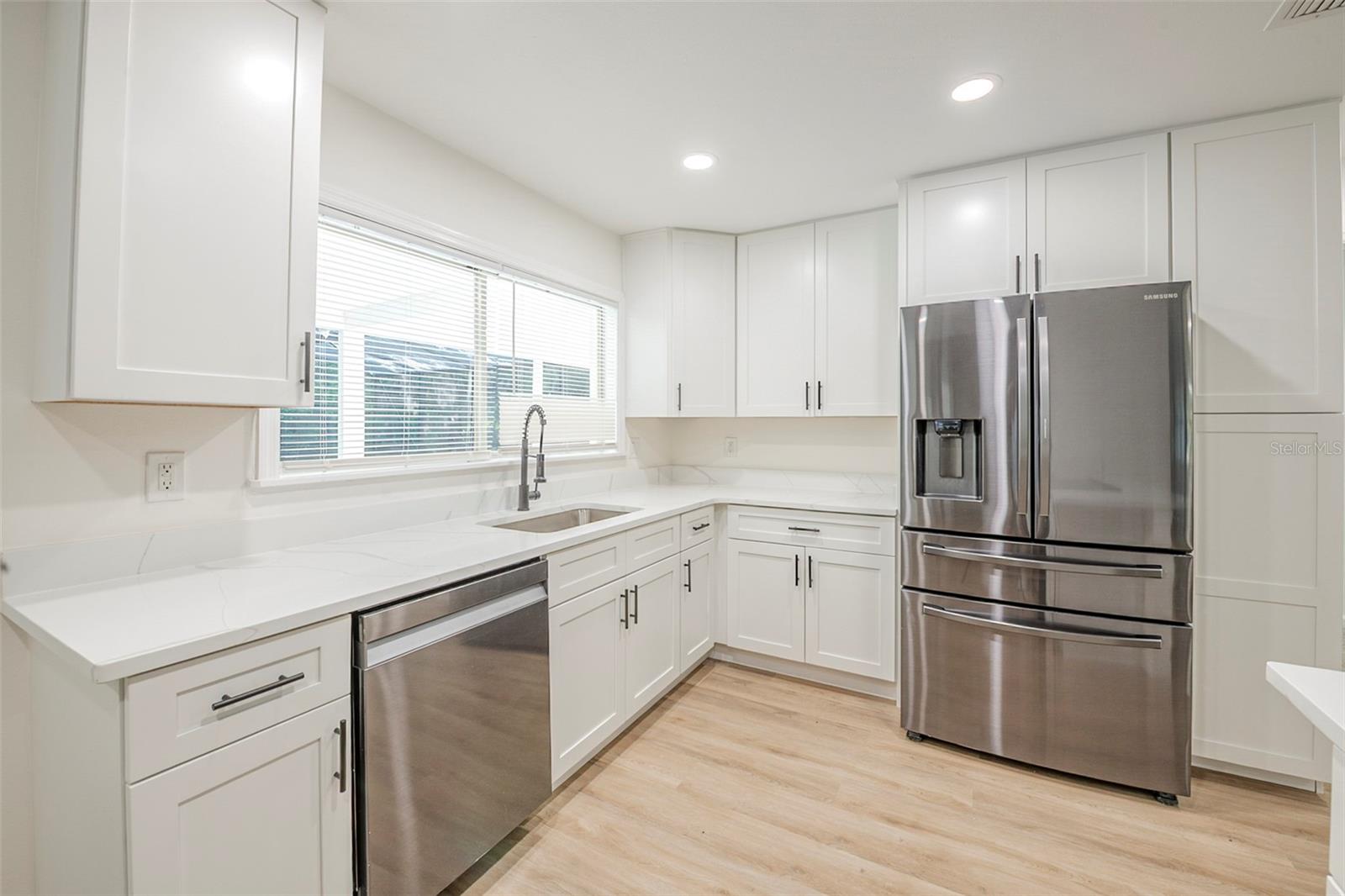 205 HICKORY DR, LONGWOOD, FL, 32779