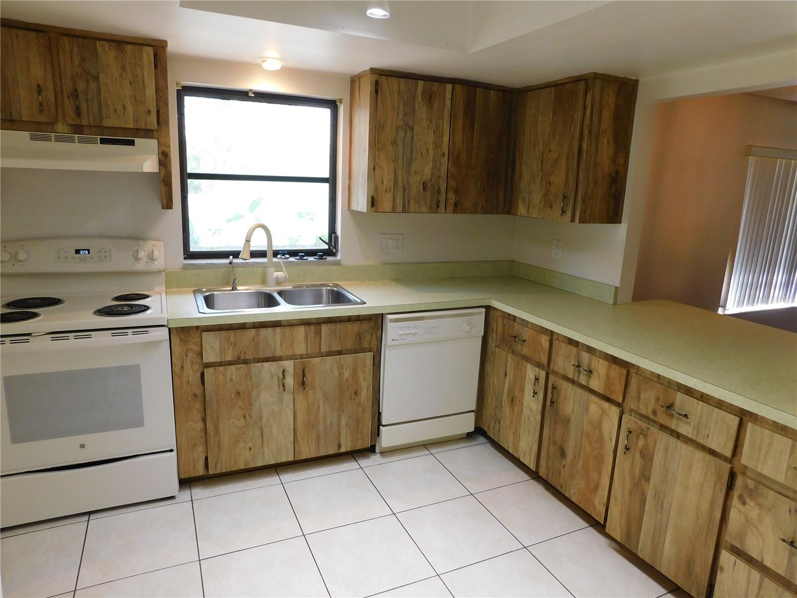 56 GOLFVIEW DR, HOMOSASSA, FL, 34446