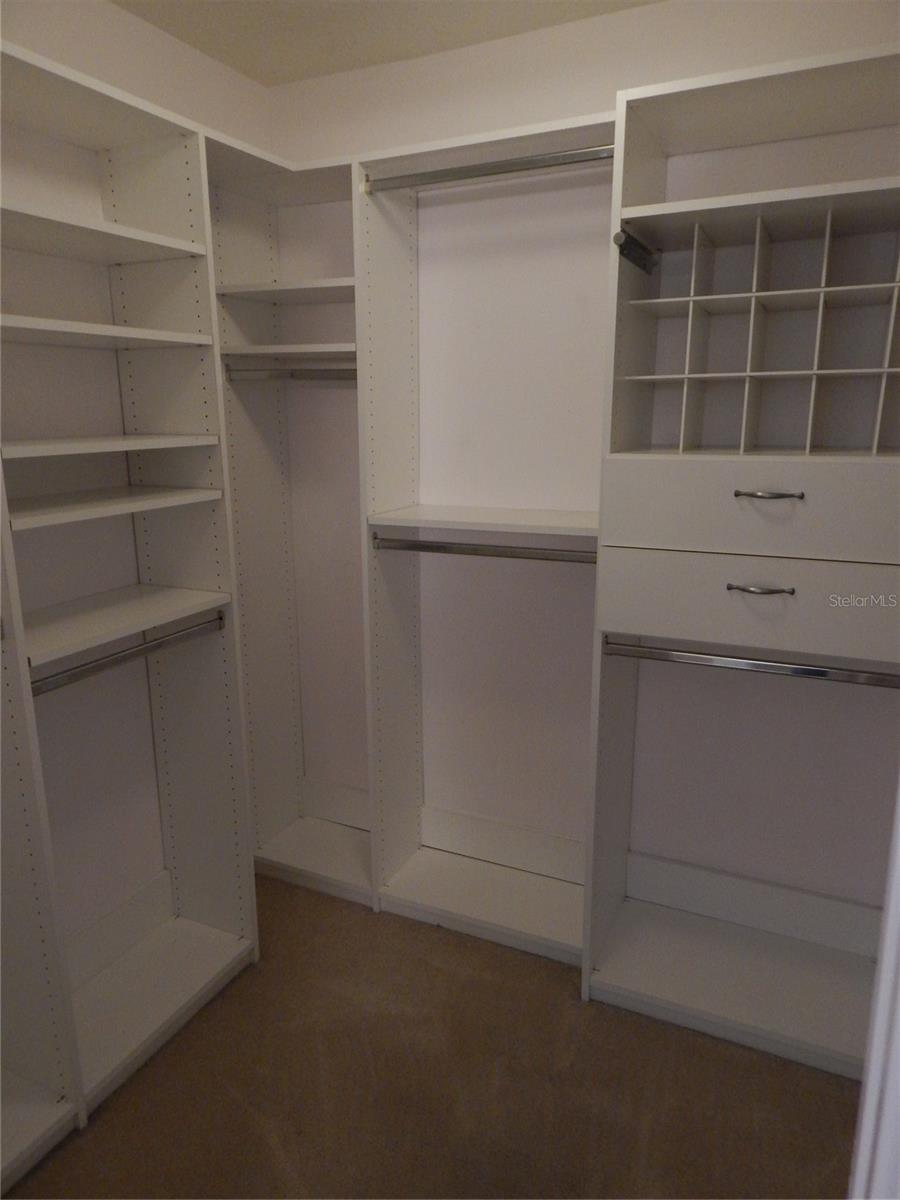 2807 W BAY HAVEN DR #1/2, TAMPA, FL, 33611