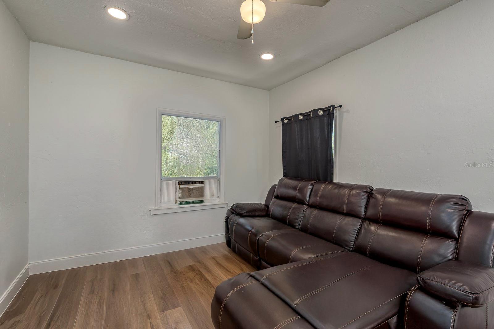 2911 16TH AVE S #A, ST PETERSBURG, FL, 33712