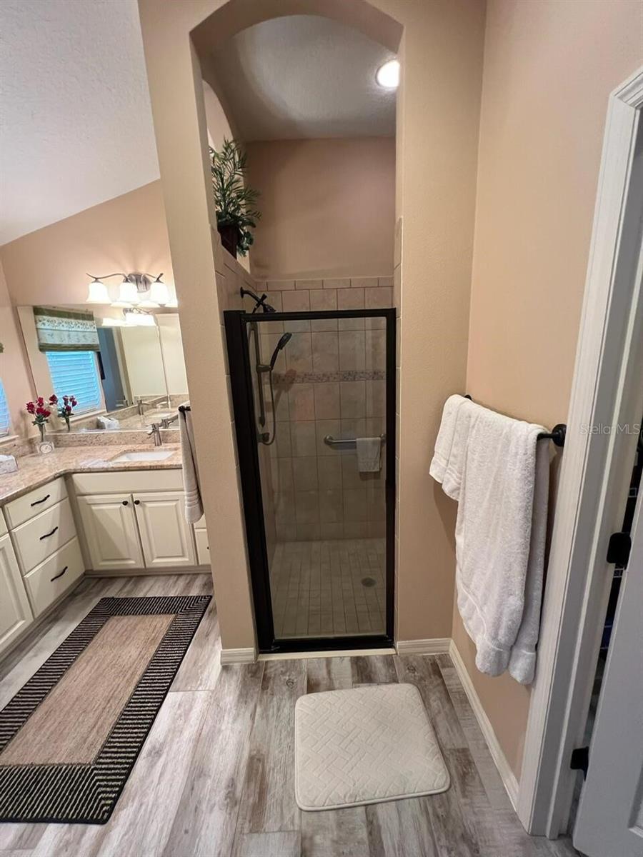 1121 ALCOVE LOOP, THE VILLAGES, FL, 32162