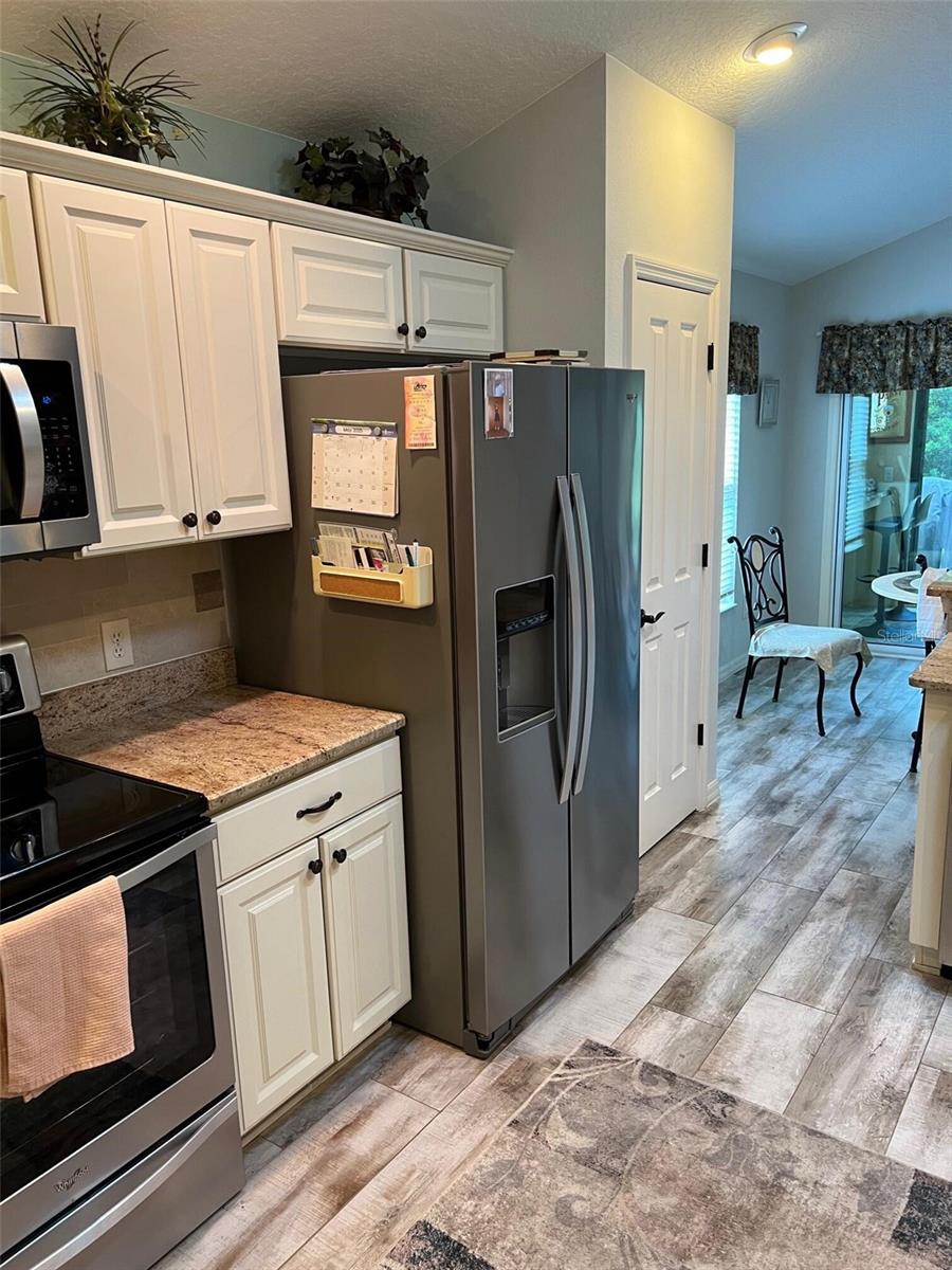 1121 ALCOVE LOOP, THE VILLAGES, FL, 32162