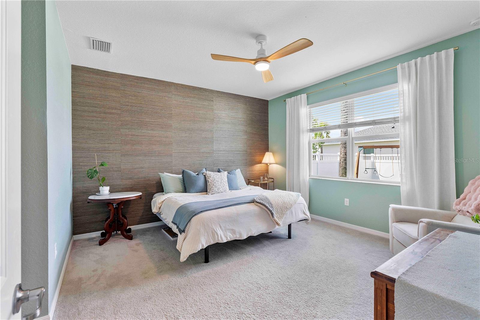 17629 PALMETTO PASS LN, PUNTA GORDA, FL, 33982