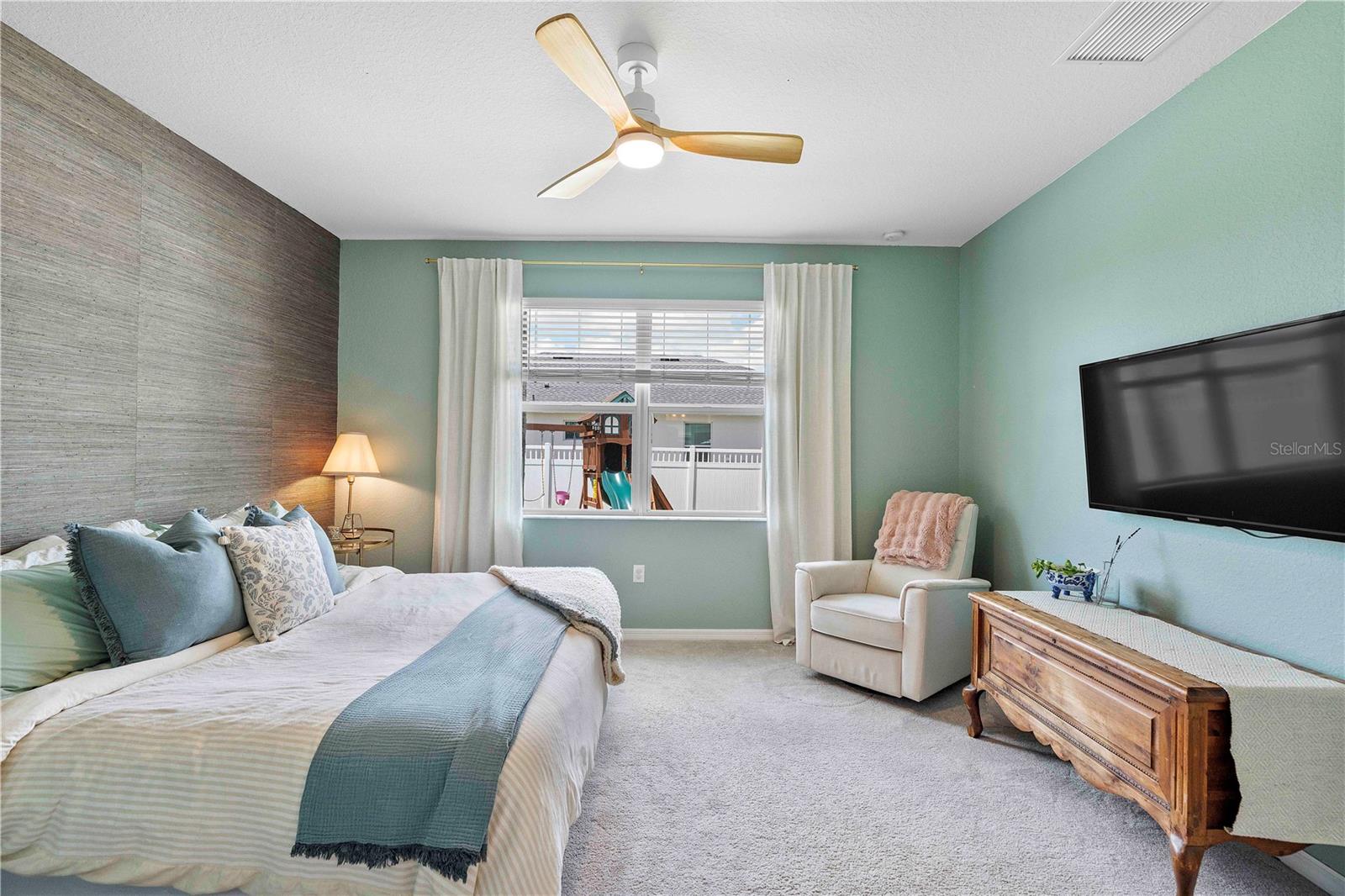 17629 PALMETTO PASS LN, PUNTA GORDA, FL, 33982