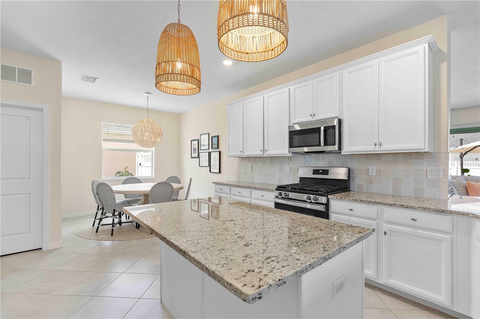 17629 PALMETTO PASS LN, PUNTA GORDA, FL, 33982