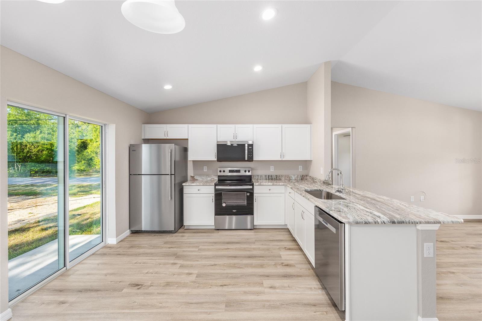 21301 SW RAINBOW LAKES BLVD, DUNNELLON, FL, 34431