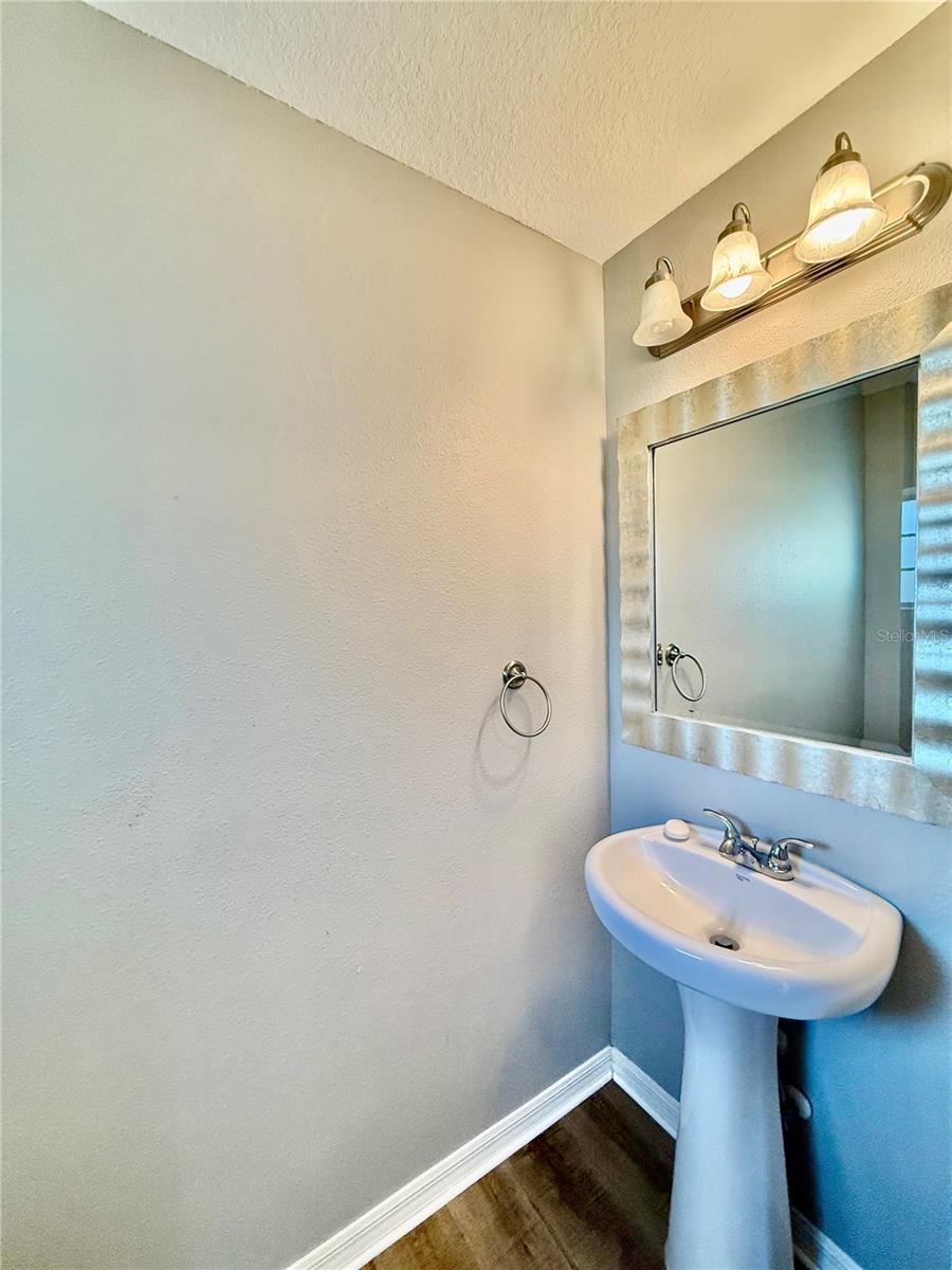 4505 ASHBURN SQUARE DR, TAMPA, FL, 33610