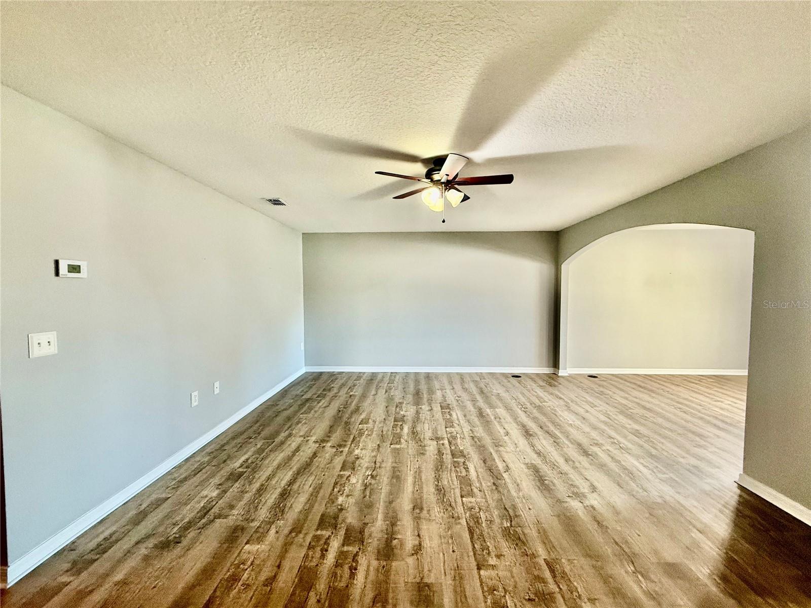 4505 ASHBURN SQUARE DR, TAMPA, FL, 33610