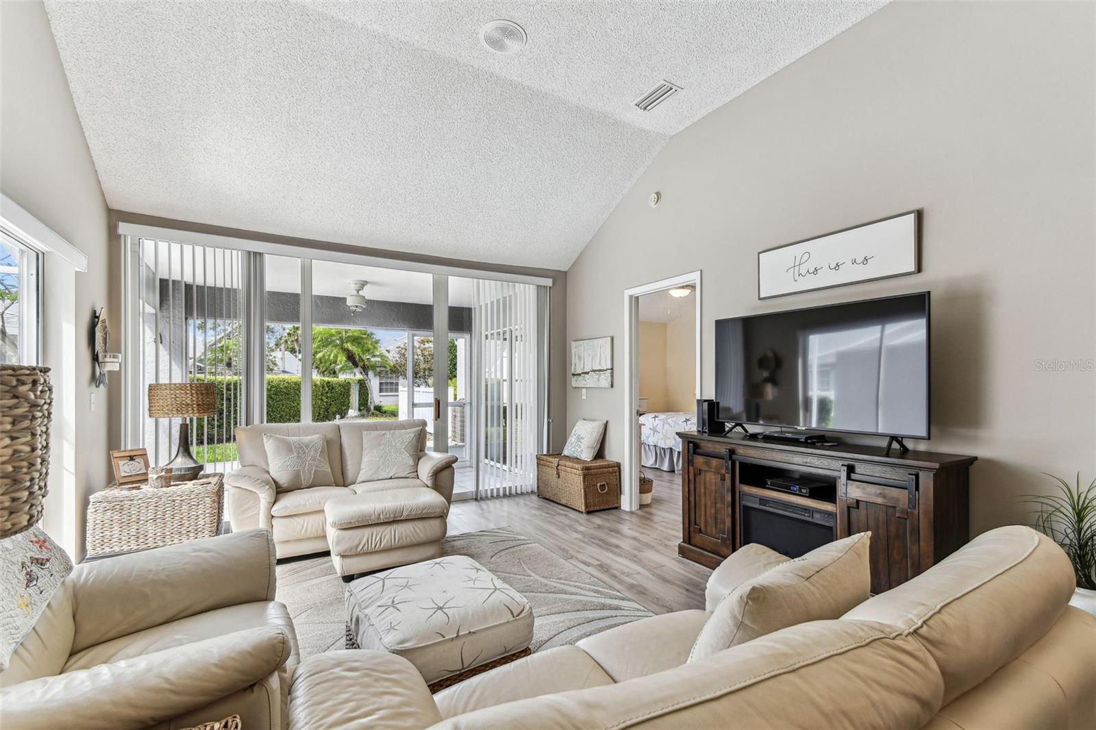 3520 51ST AVE W, BRADENTON, FL, 34210