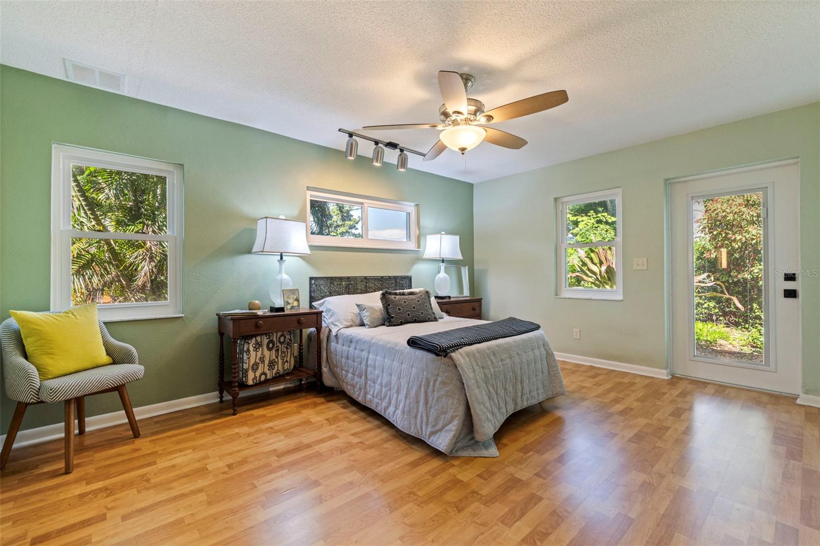 5901 3RD ST S, ST PETERSBURG, FL, 33705