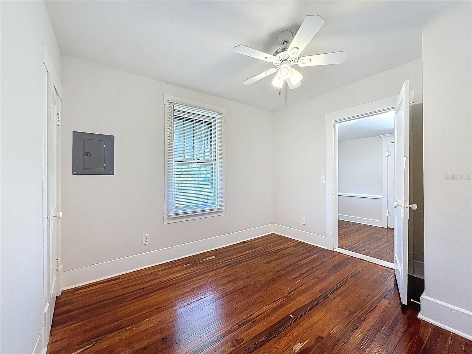 471 9TH AVE N #5, ST PETERSBURG, FL, 33701