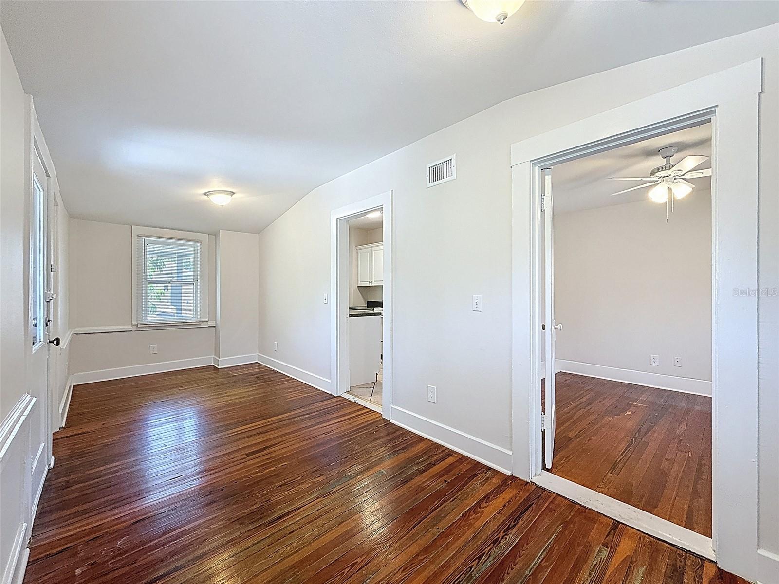 471 9TH AVE N #5, ST PETERSBURG, FL, 33701