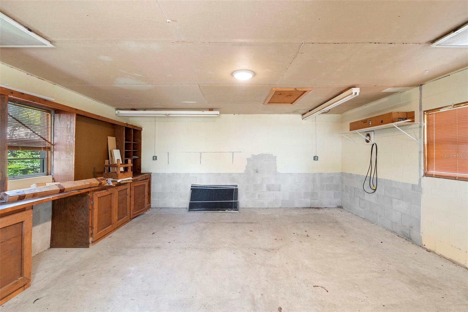 244 ANGELES RD, DEBARY, FL, 32713