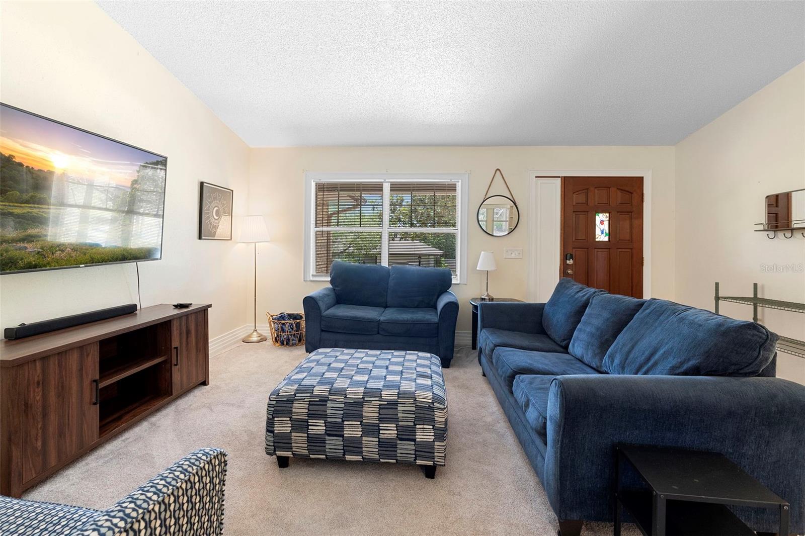 244 ANGELES RD, DEBARY, FL, 32713