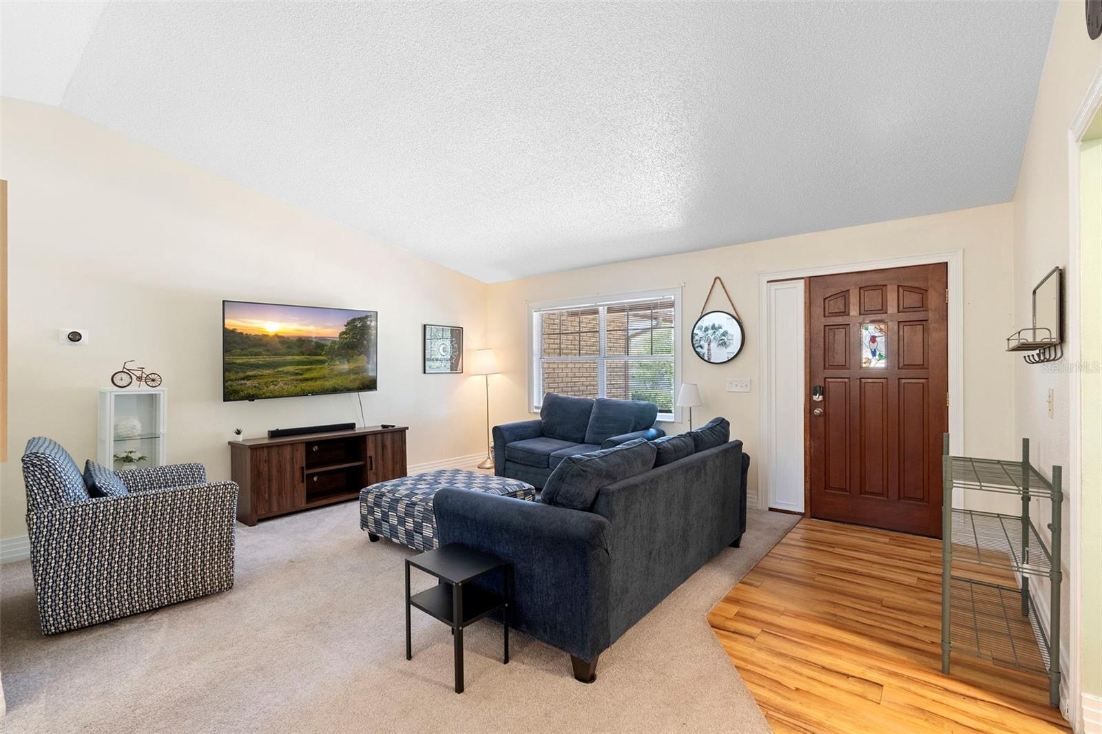 244 ANGELES RD, DEBARY, FL, 32713