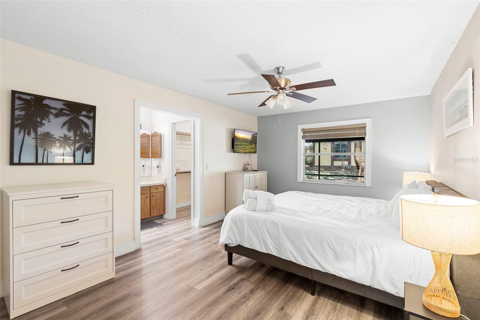 244 ANGELES RD, DEBARY, FL, 32713