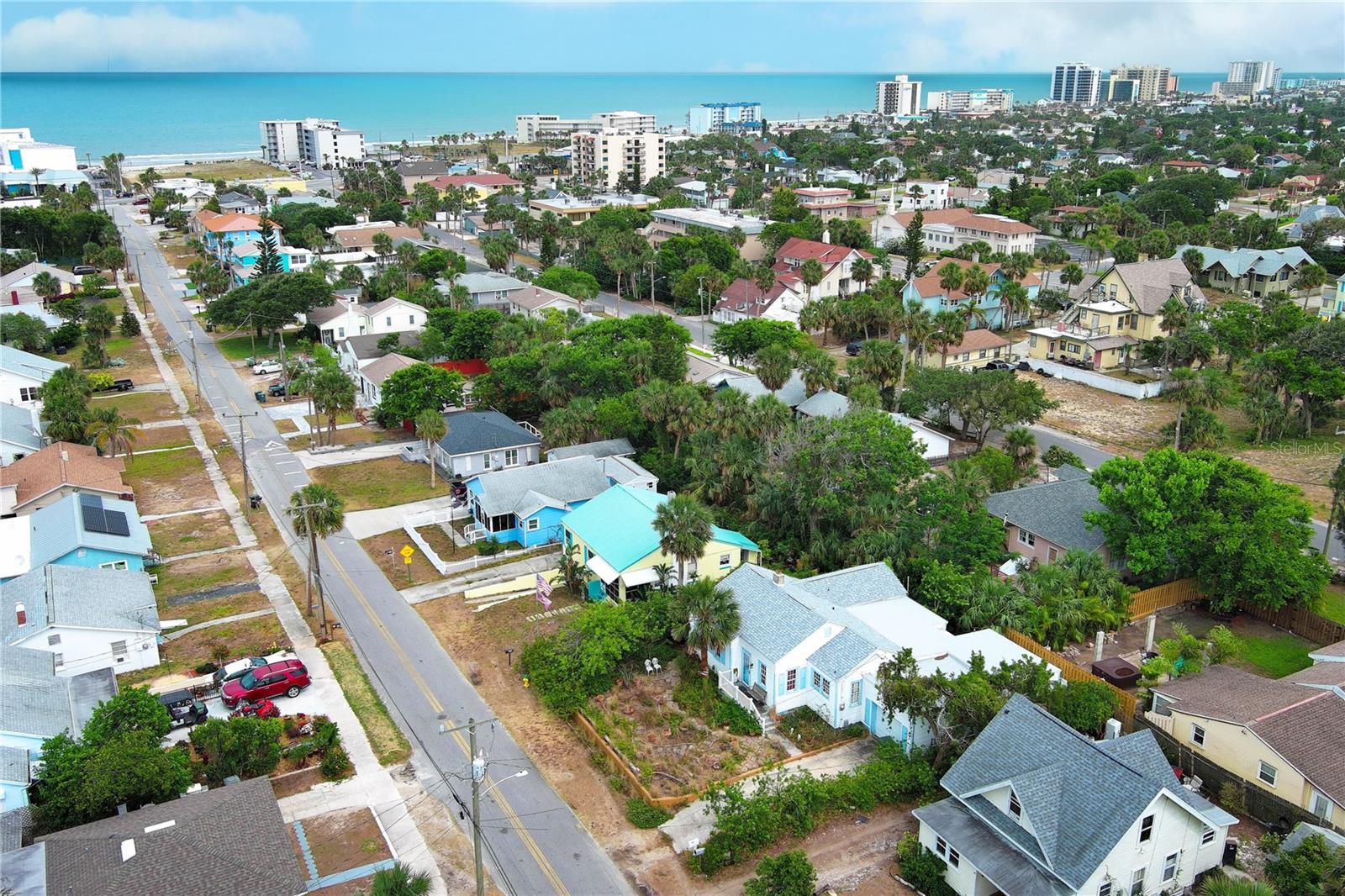 330 PHOENIX AVE, DAYTONA BEACH, FL, 32118