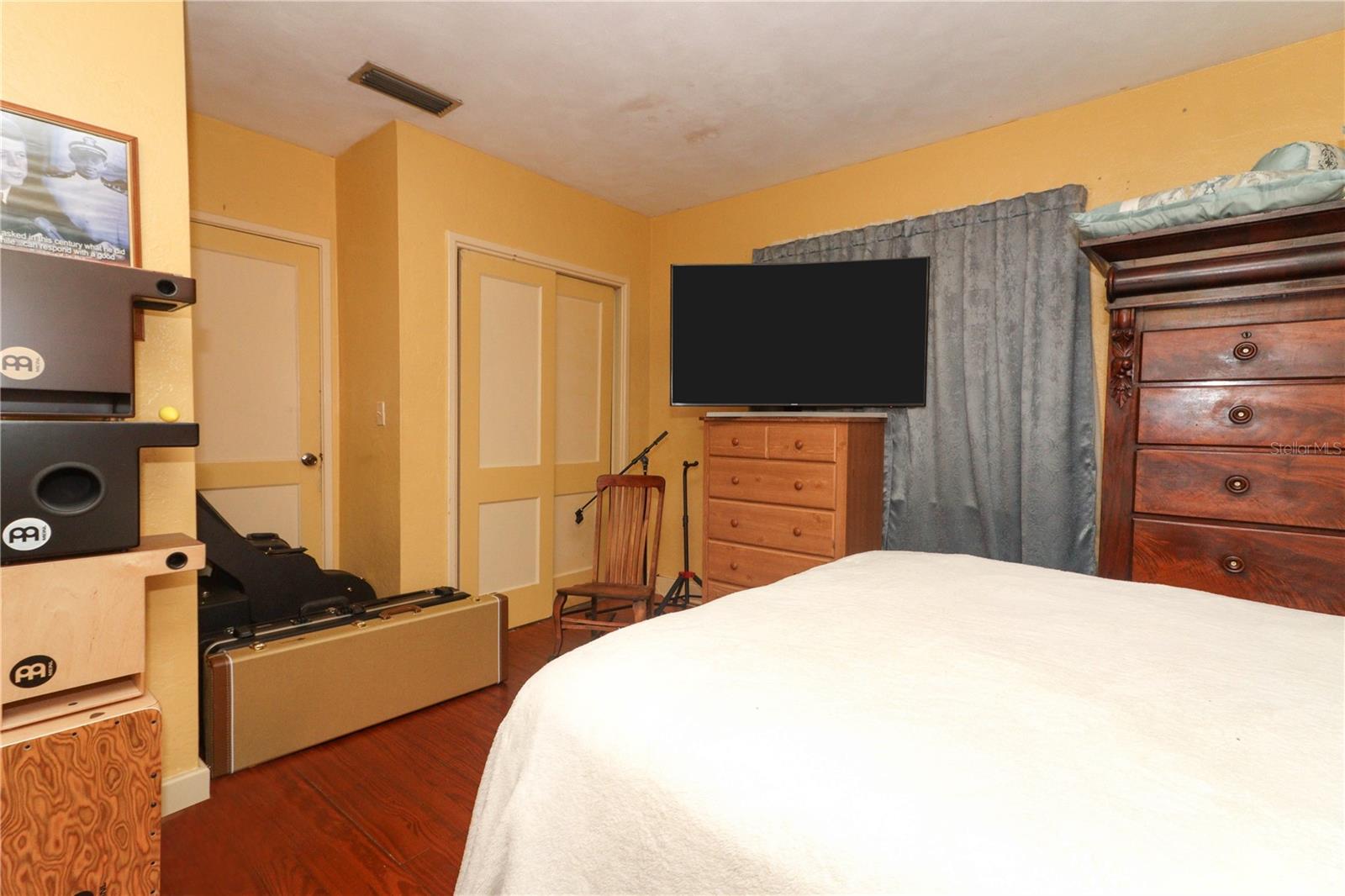 330 PHOENIX AVE, DAYTONA BEACH, FL, 32118