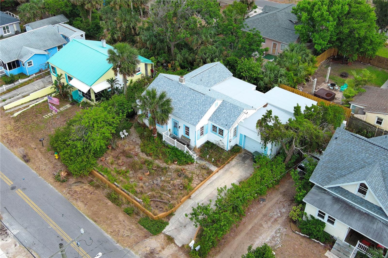 330 PHOENIX AVE, DAYTONA BEACH, FL, 32118