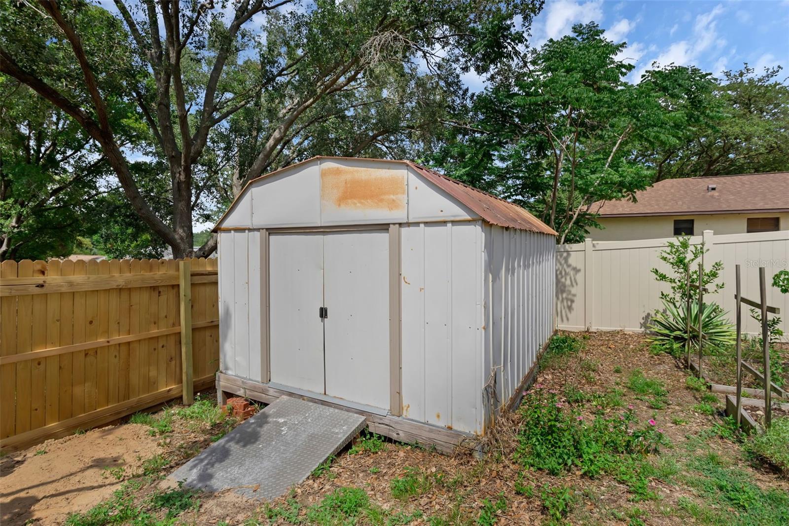 209 EDGEWOOD DR, CLERMONT, FL, 34711