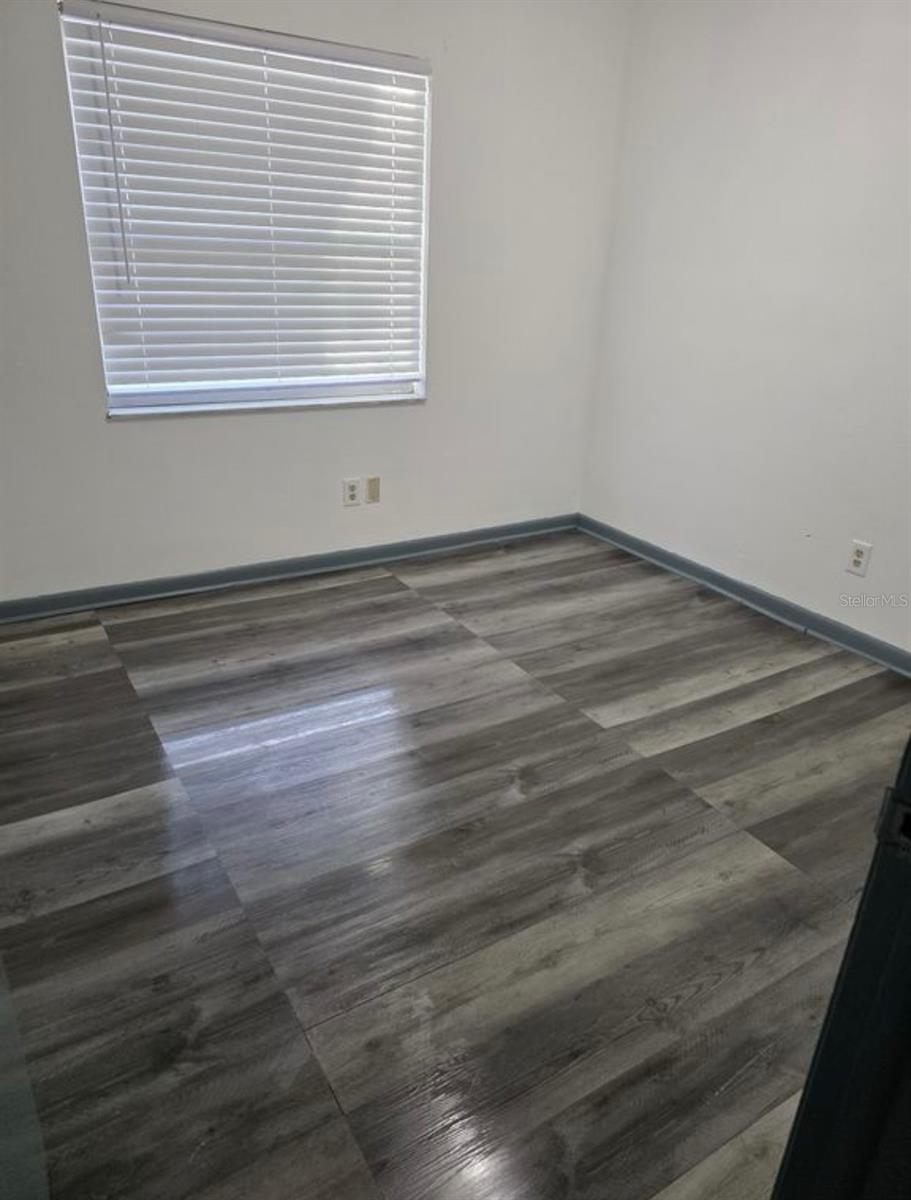 904 E CRENSHAW ST, TAMPA, FL, 33604