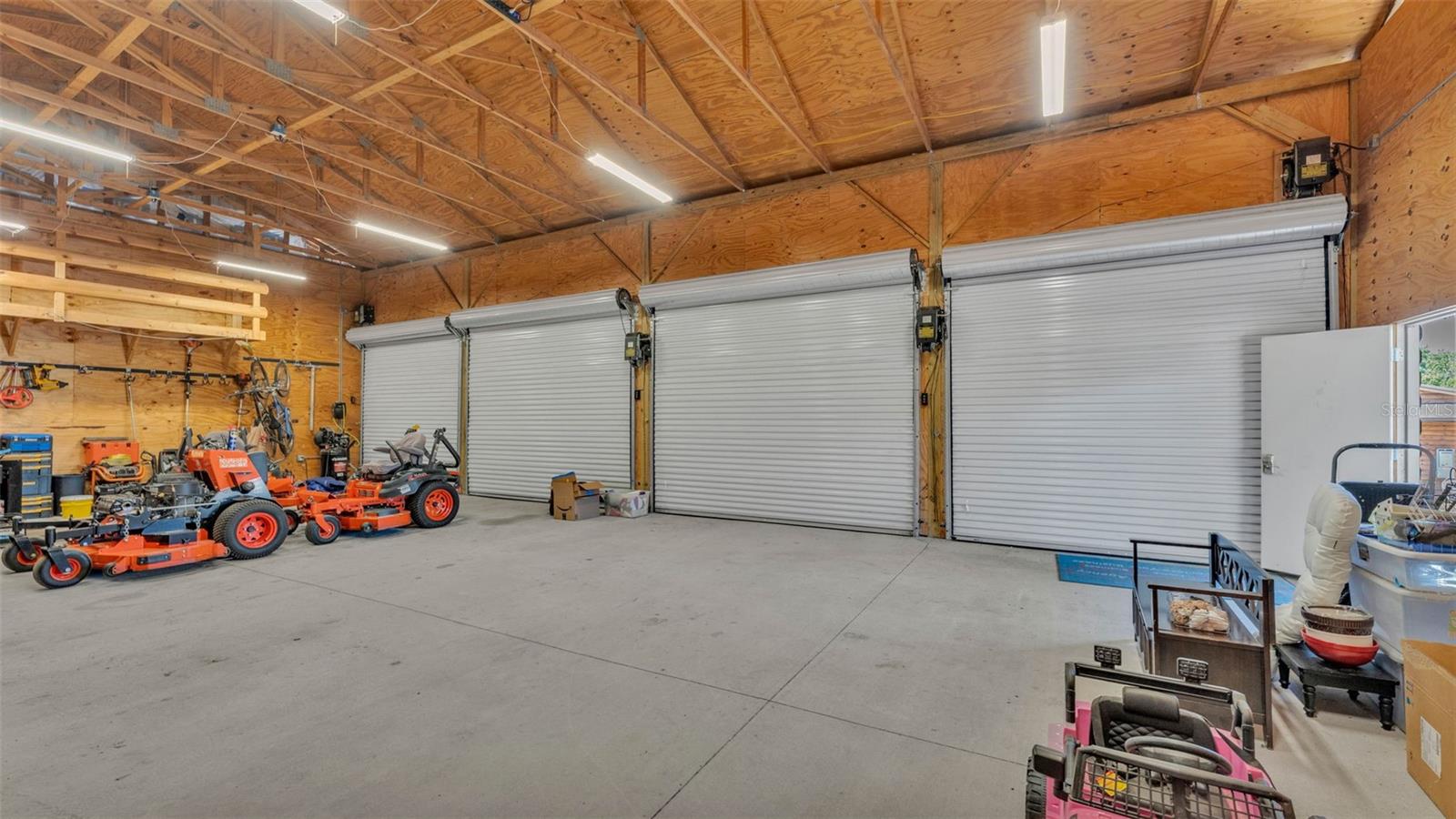 3182 INDIAN RIDGE PL, LAKELAND, FL, 33810