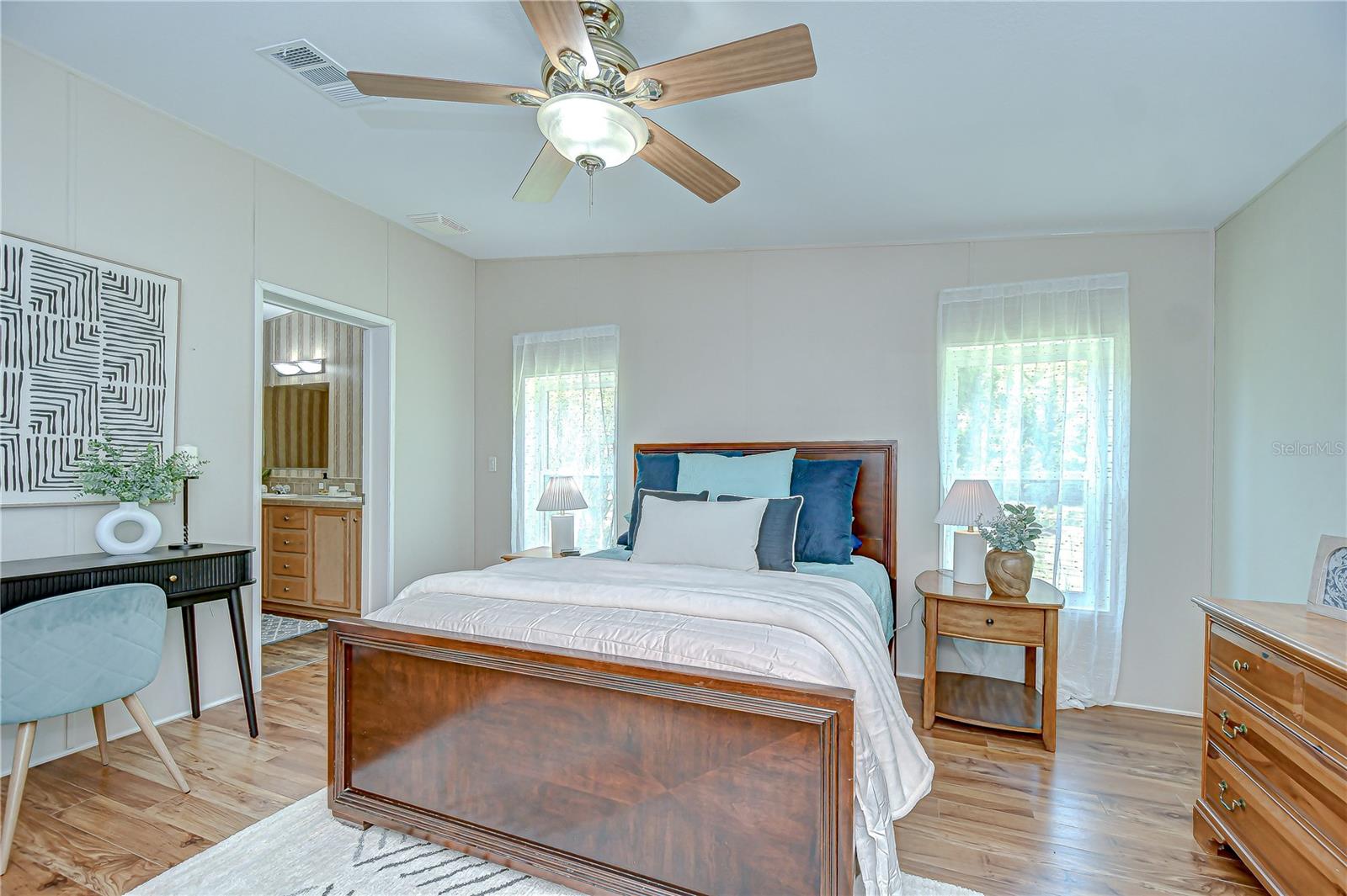 8342 FUSSELL DR, WESLEY CHAPEL, FL, 33545