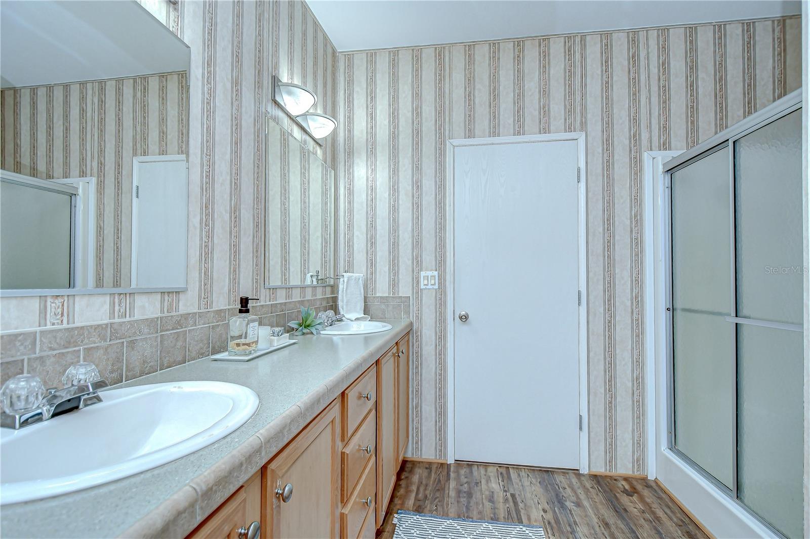 8342 FUSSELL DR, WESLEY CHAPEL, FL, 33545