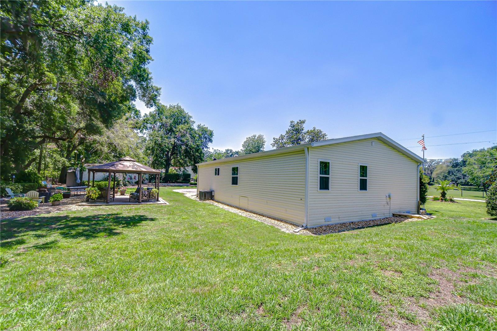 8342 FUSSELL DR, WESLEY CHAPEL, FL, 33545