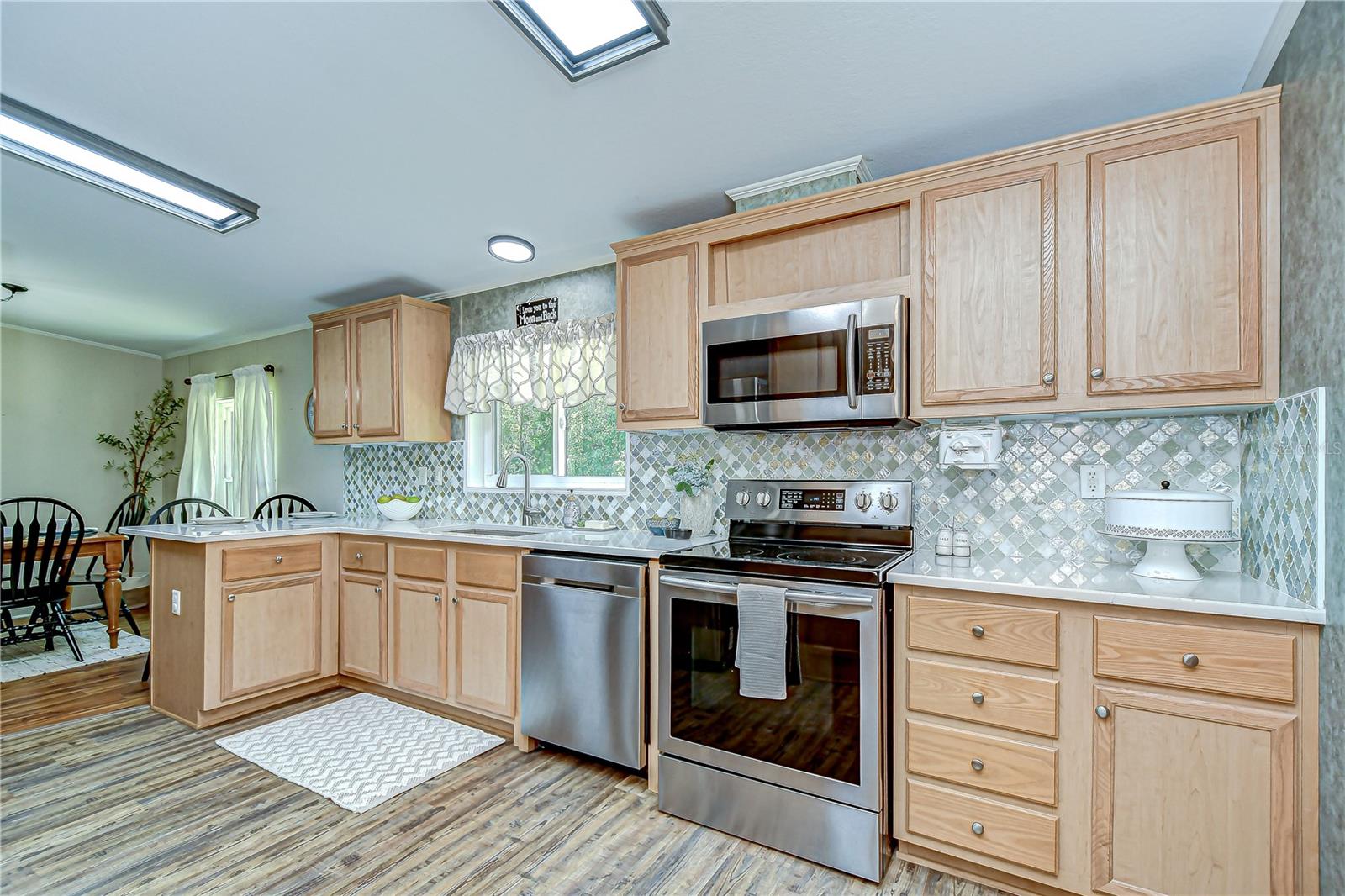 8342 FUSSELL DR, WESLEY CHAPEL, FL, 33545