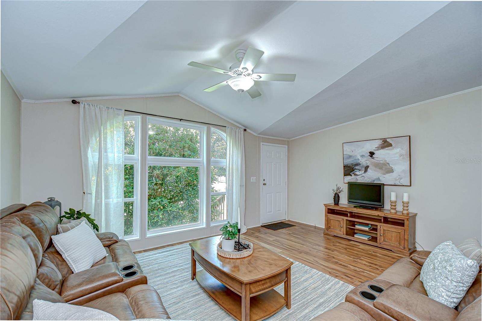 8342 FUSSELL DR, WESLEY CHAPEL, FL, 33545