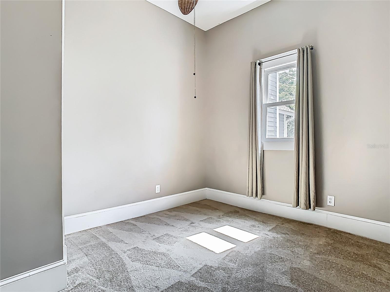 141 S CENTRAL AVE, APOPKA, FL, 32703