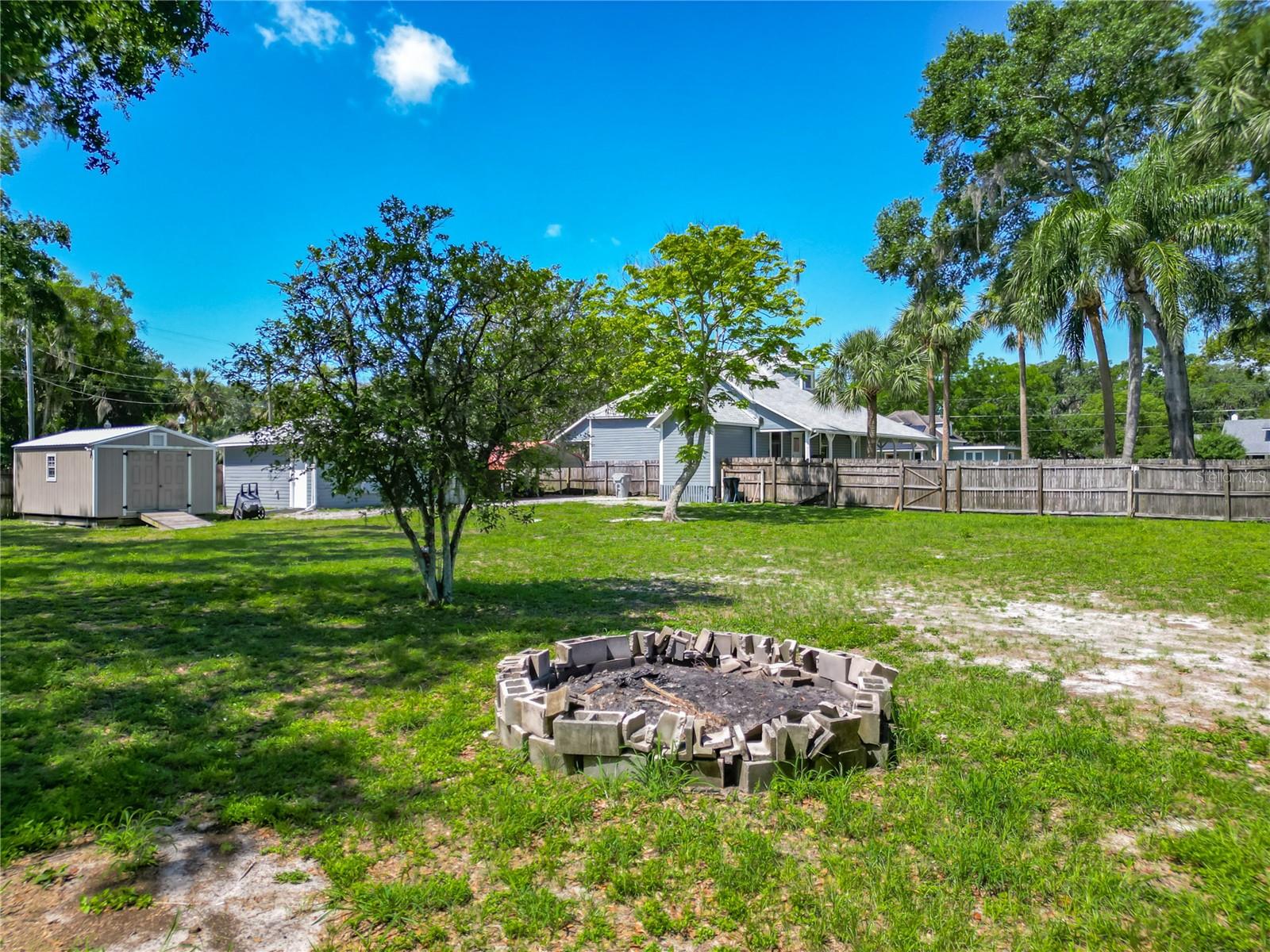 141 S CENTRAL AVE, APOPKA, FL, 32703