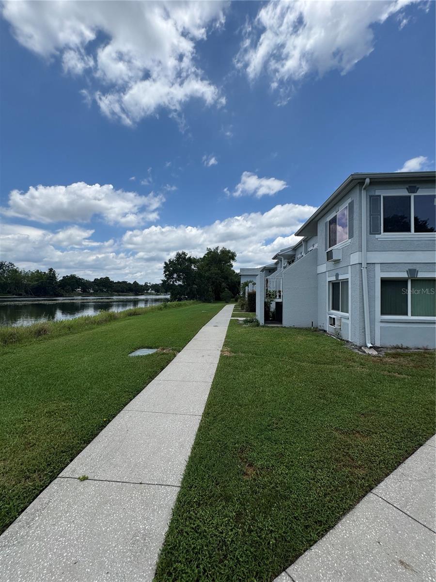 4148 DOLPHIN DR #3, TAMPA, FL, 33617