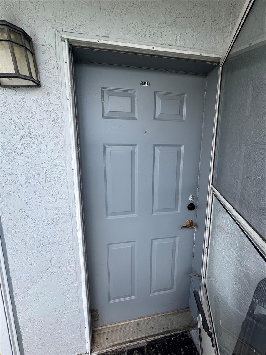 4148 DOLPHIN DR #3, TAMPA, FL, 33617