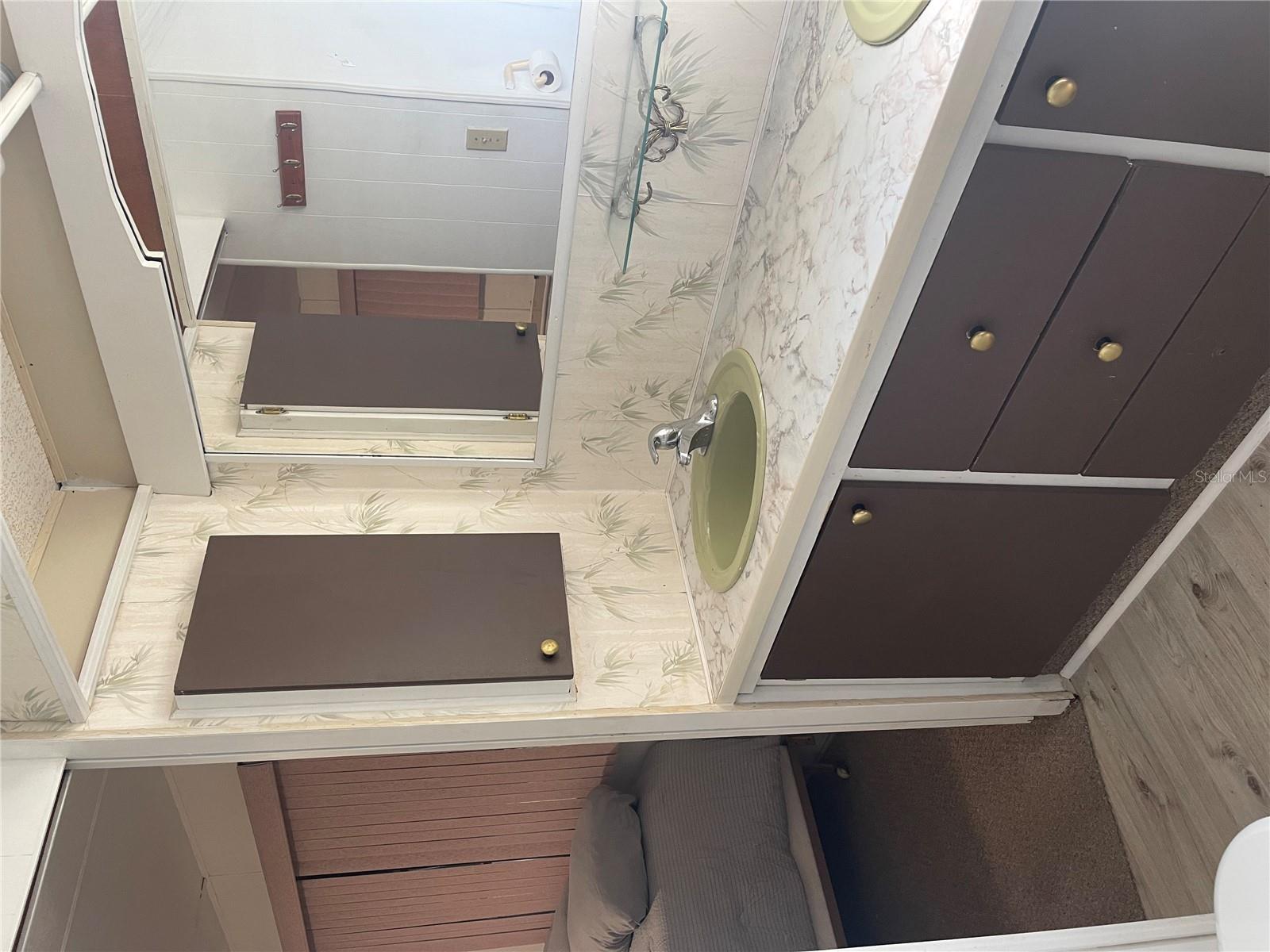 A4653000 Property Photo