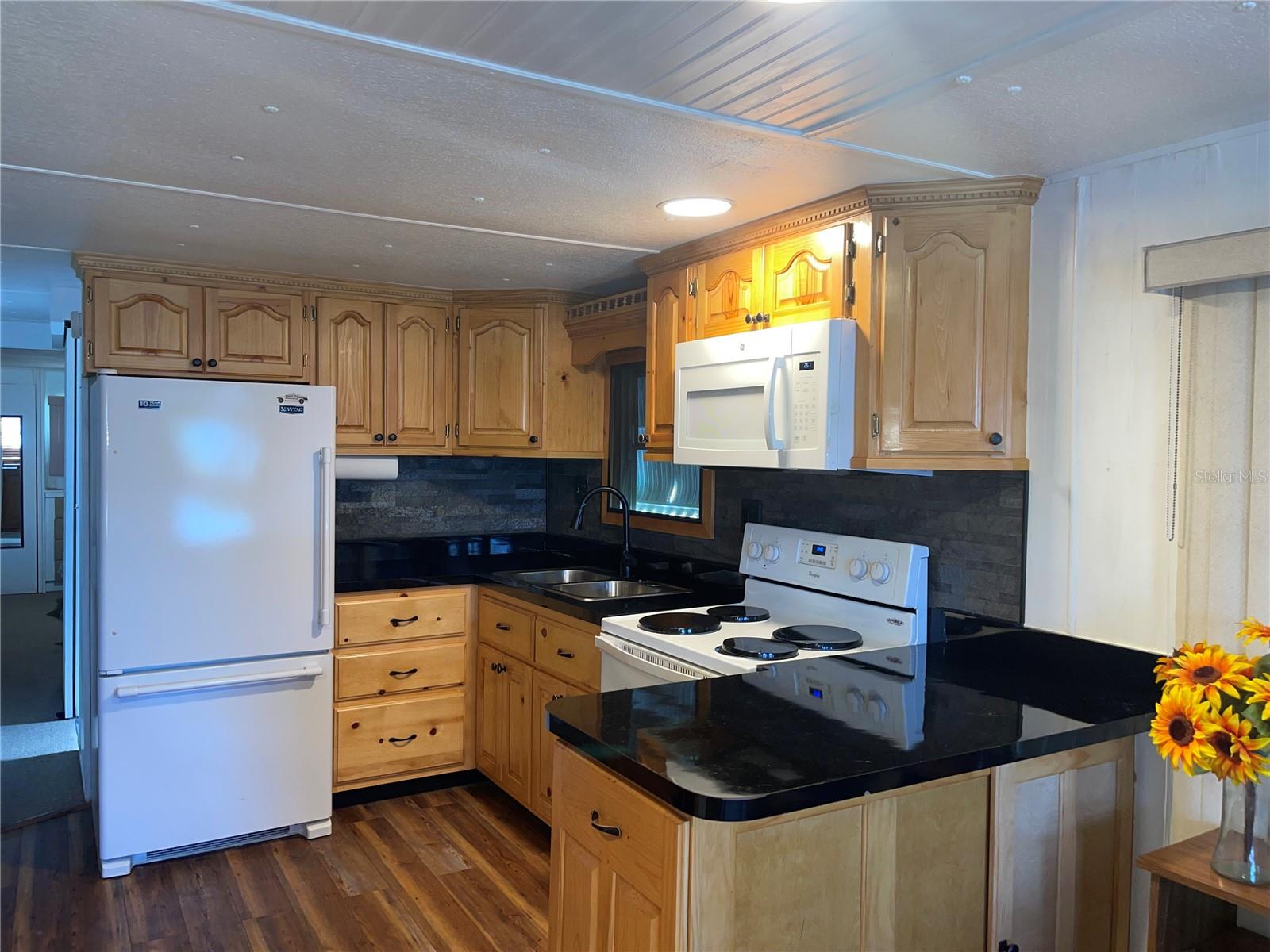 A4653000 Property Photo