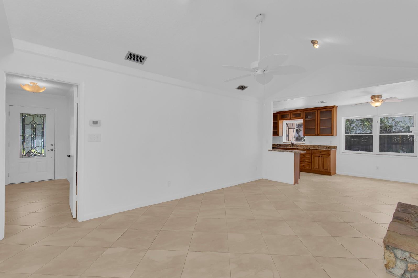 107 WAYLAND CIR, LONGWOOD, FL, 32779