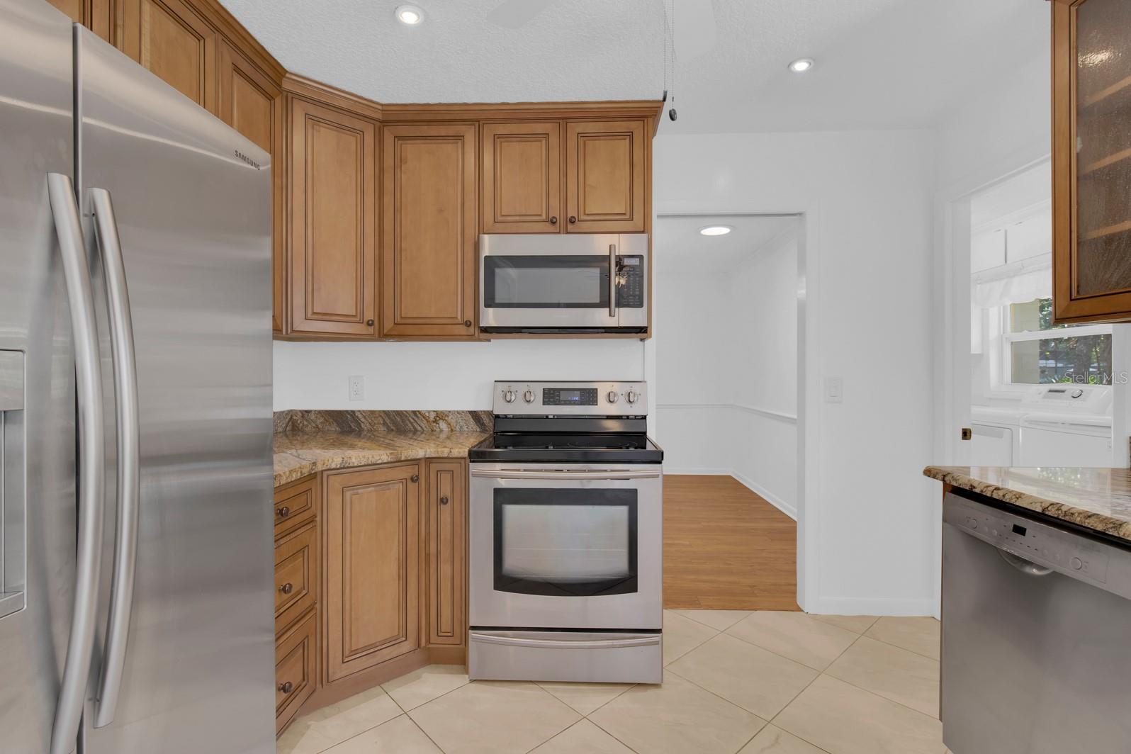 107 WAYLAND CIR, LONGWOOD, FL, 32779