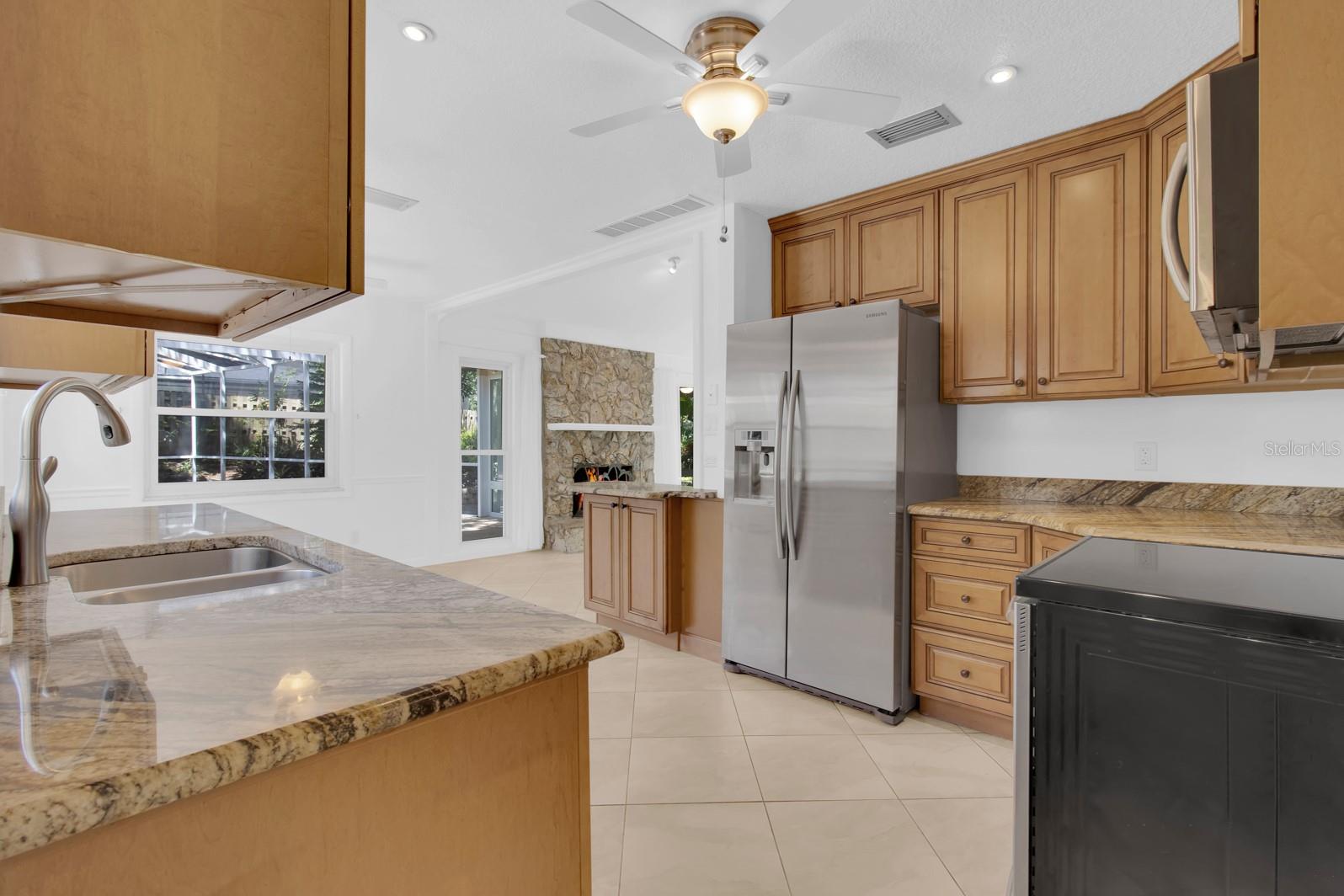 107 WAYLAND CIR, LONGWOOD, FL, 32779